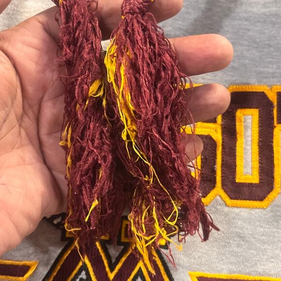 Signature Concepts Minnesota Gophers Hockey Hoodie XL Grey MN Golden Gophers - Picture 4 of 6